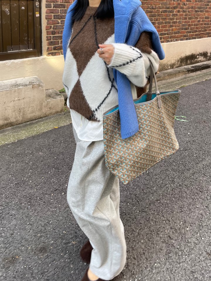 The Fine.b - Korean Women Fashion - #momslook - Argyle Loose Fit Knit - 11