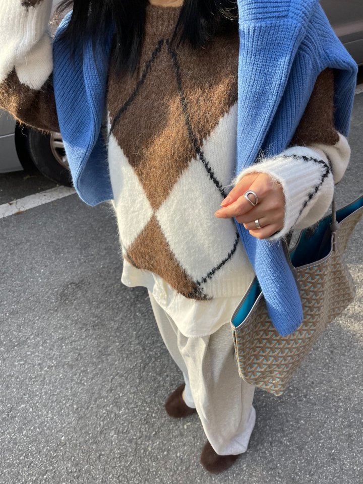The Fine.b - Korean Women Fashion - #momslook - Argyle Loose Fit Knit - 7