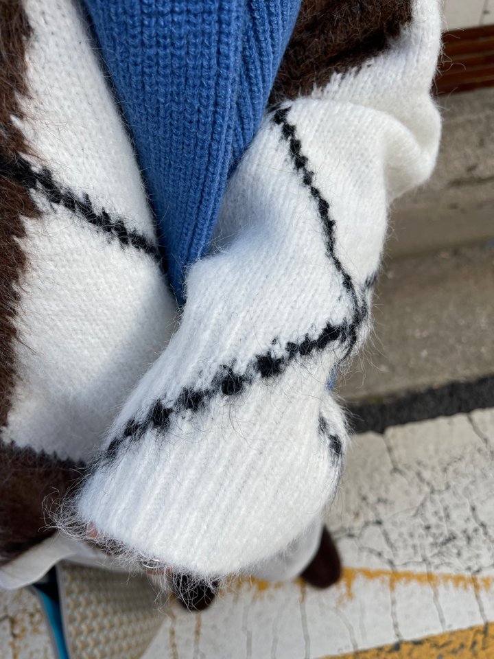 The Fine.b - Korean Women Fashion - #momslook - Argyle Loose Fit Knit - 9