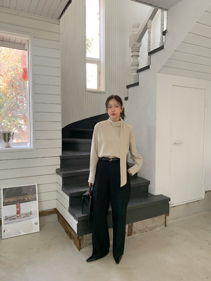 Understanding - Korean Women Fashion - #womensfashion - Snow One Tuck Pants - 2