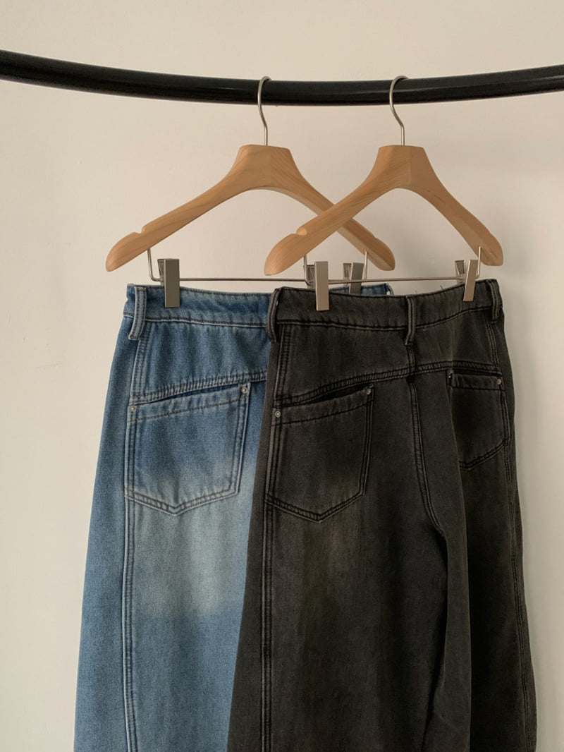 Vive L - Korean Women Fashion - #momslook - Hem Pocket Bonded Fleece Denim Pants - 4