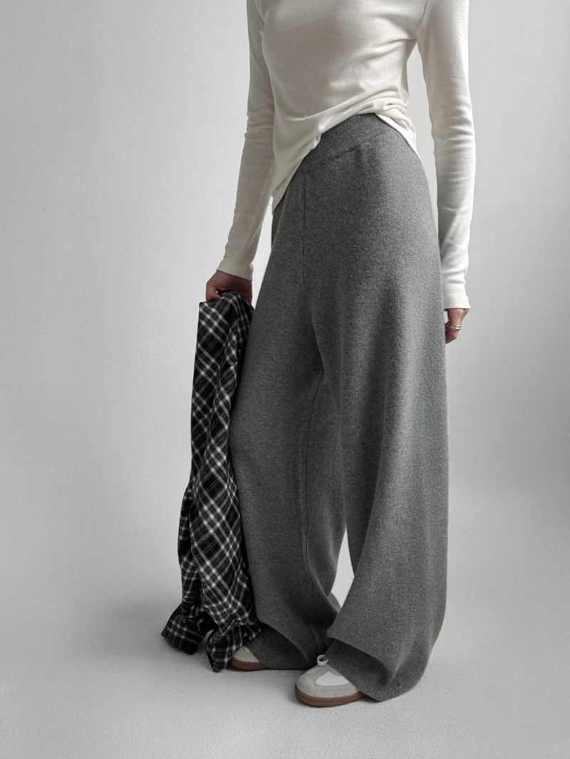 Yikho - Korean Women Fashion - #momslook - Mono Knit Banded Pants - 2