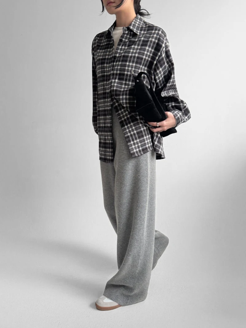 Yikho - Korean Women Fashion - #womensfashion - Mono Knit Banded Pants - 4