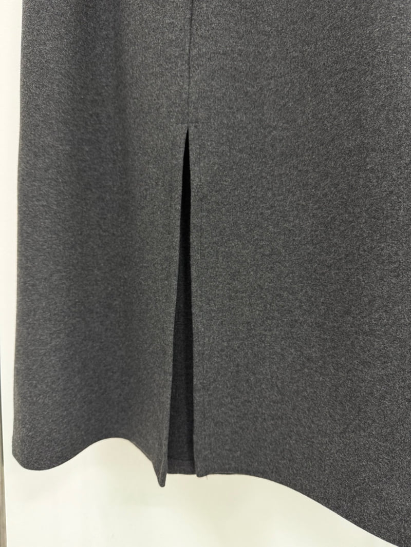 Yikho - Korean Women Fashion - #momslook - Glow Back Slit Long Skirt - 5