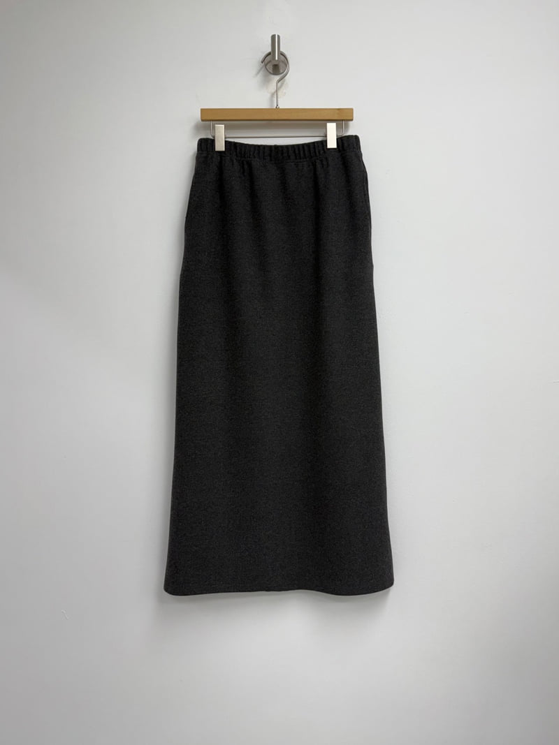 Yikho - Korean Women Fashion - #momslook - Glow Back Slit Long Skirt - 8