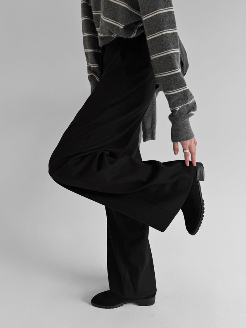 Yikho - Korean Women Fashion - #momslook - Mild Wide Fleece Slacks - 9