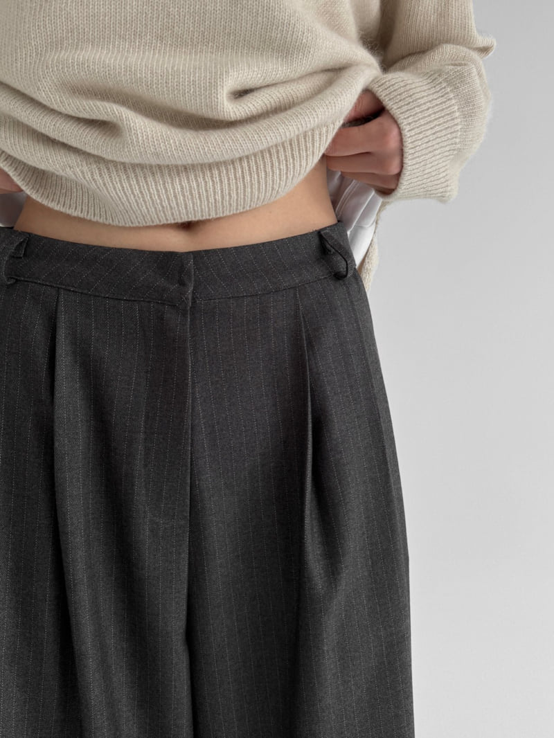 Yikho - Korean Women Fashion - #momslook - Jay Stripe Wide Pants - 10