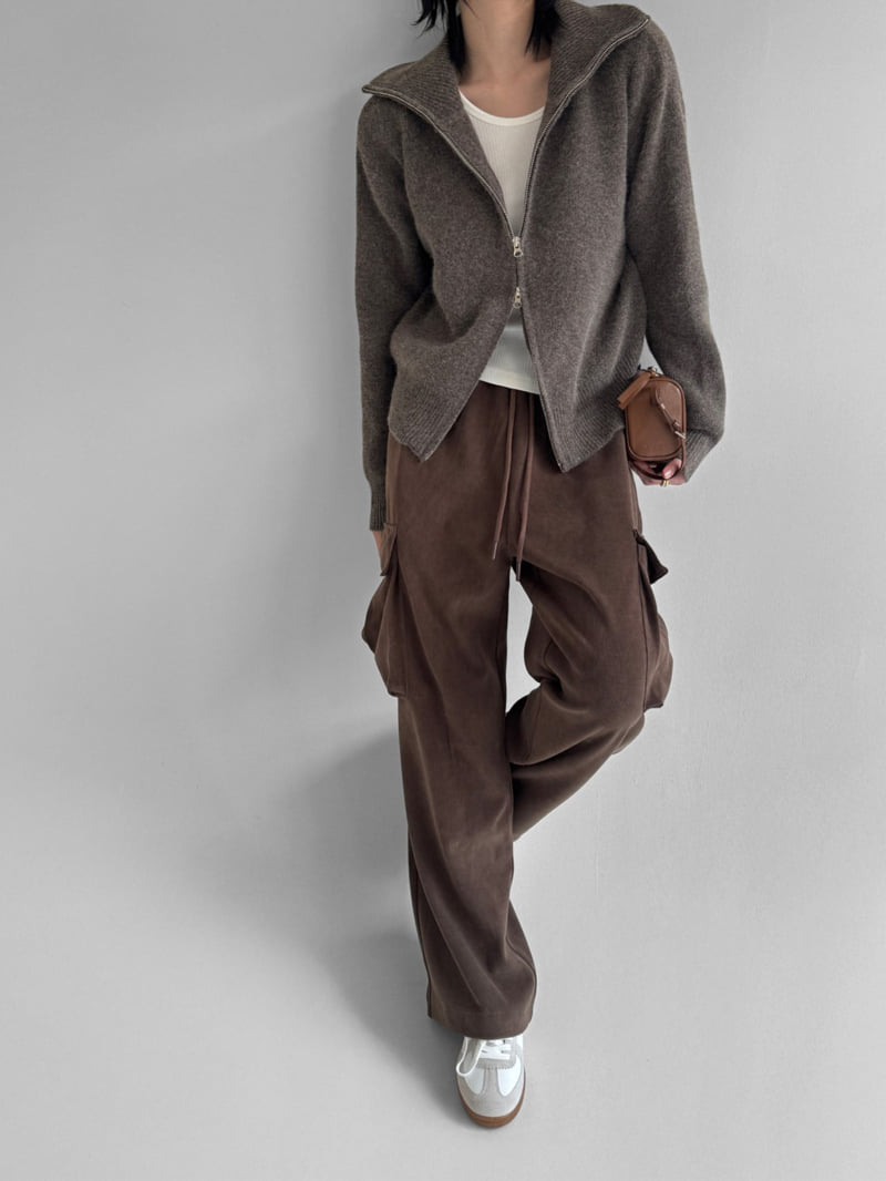Yikho - Korean Women Fashion - #pursuepretty - Golden Corduroy Pants - 3