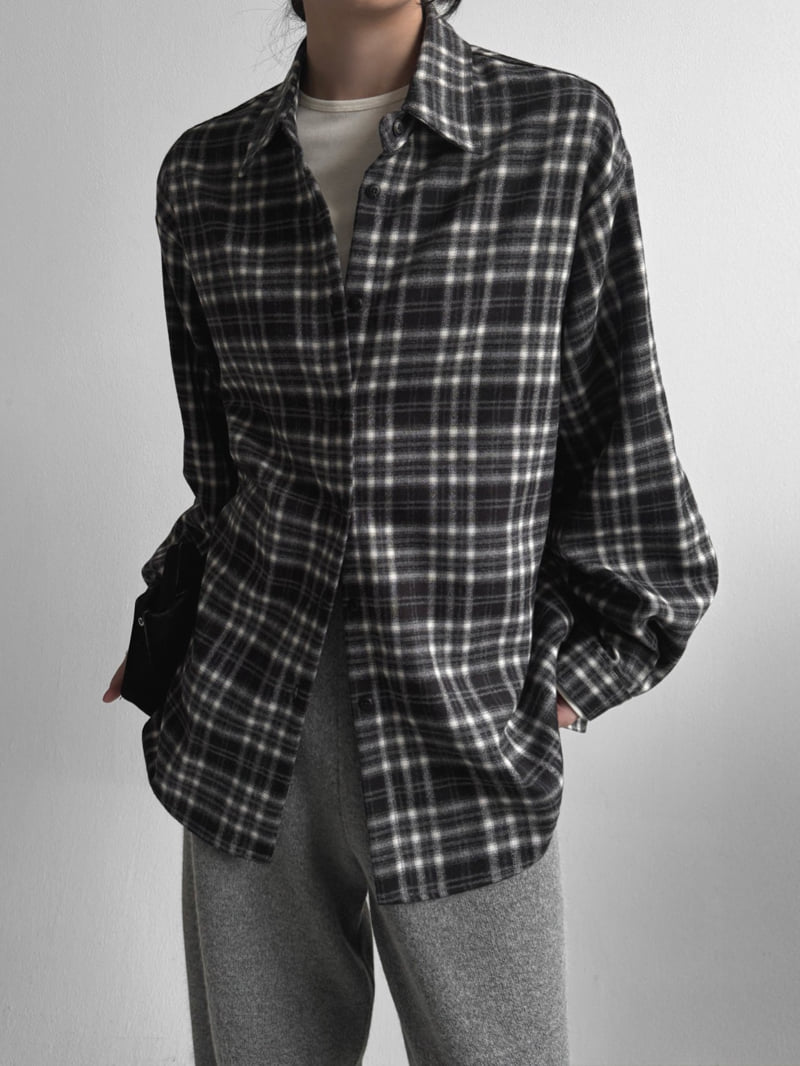 Yikho - Korean Women Fashion - #thelittlethings - Arc Daily Check Shirt