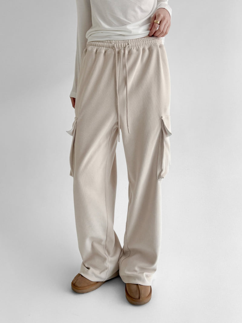 Yikho - Korean Women Fashion - #thelittlethings - Golden Corduroy Pants - 8