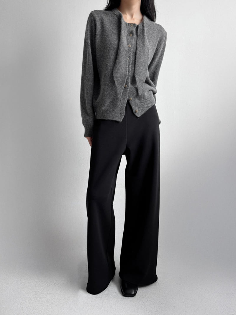 Yikho - Korean Women Fashion - #womensfashion - Mochi Chic Back Banded Fleece Pants - 2