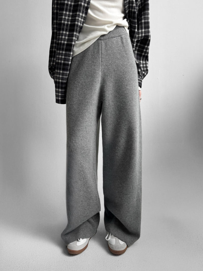 Yikho - Korean Women Fashion - #womensfashion - Mono Knit Banded Pants - 3