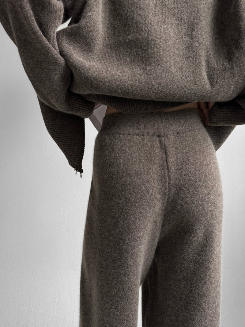 Yikho - Korean Women Fashion - #womensfashion - Mono Knit Banded Pants - 9