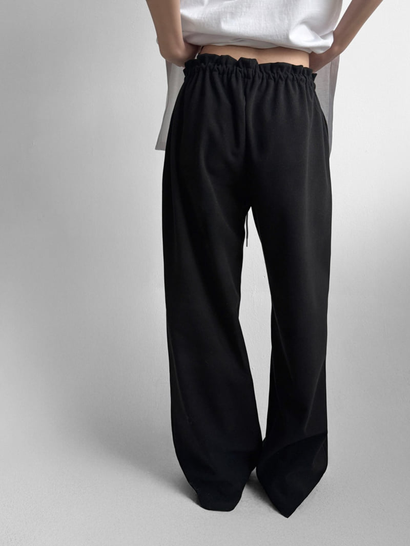 Yikho - Korean Women Fashion - #womensfashion - Blooming Banded Fleece Pants - 3