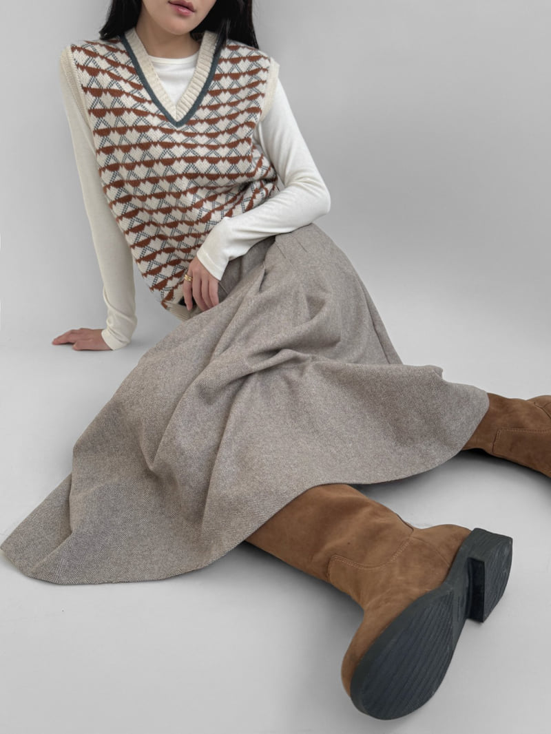 Yikho - Korean Women Fashion - #womensfashion - Wool Herringbone Back Banded Skirt - 3
