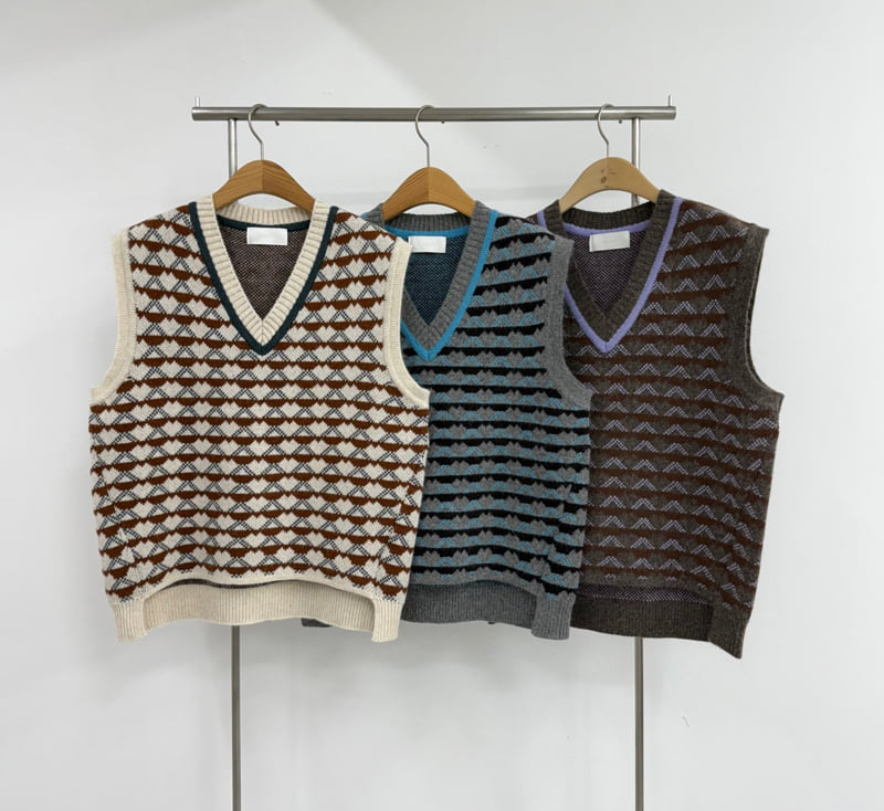 Yikho - Korean Women Fashion - #womensfashion - Lucifer V Layered Vest - 8