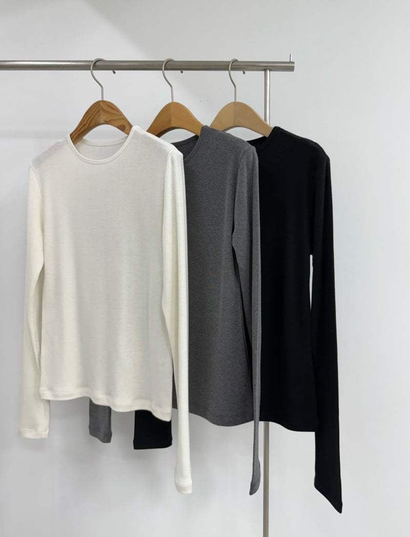 Yikho - Korean Women Fashion - #womensfashion - Soft Fleece Daily Tee - 11