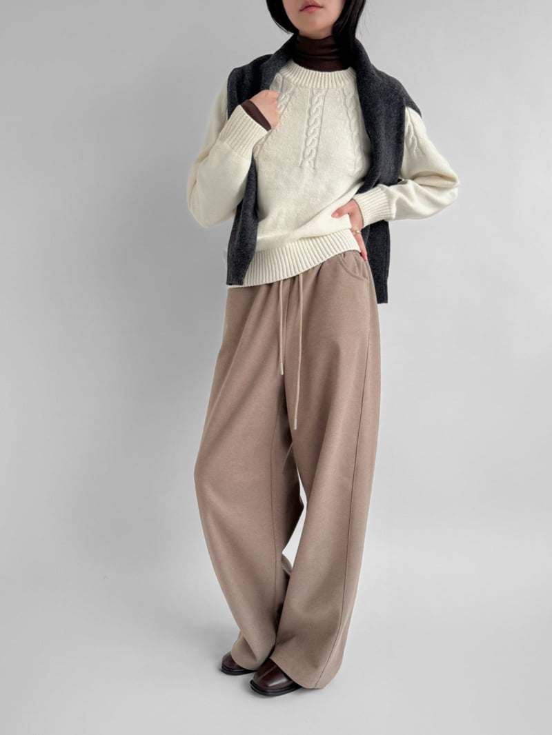Yikho - Korean Women Fashion - #womensfashion - Winter Fleece Banded Pants - 2