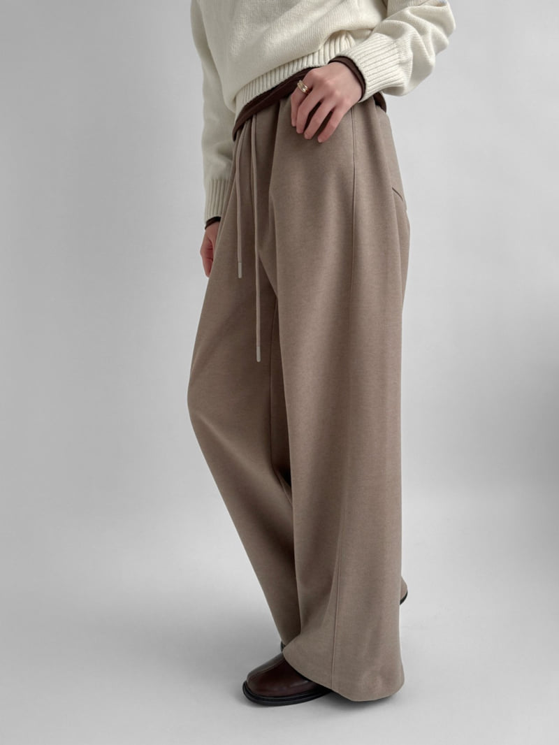 Yikho - Korean Women Fashion - #momslook - Winter Fleece Banded Pants - 4