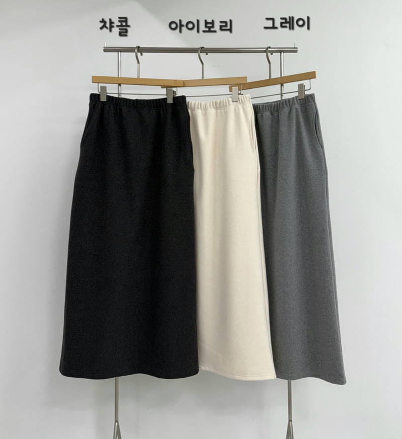 Yikho - Korean Women Fashion - #womensfashion - Glow Back Slit Long Skirt - 2