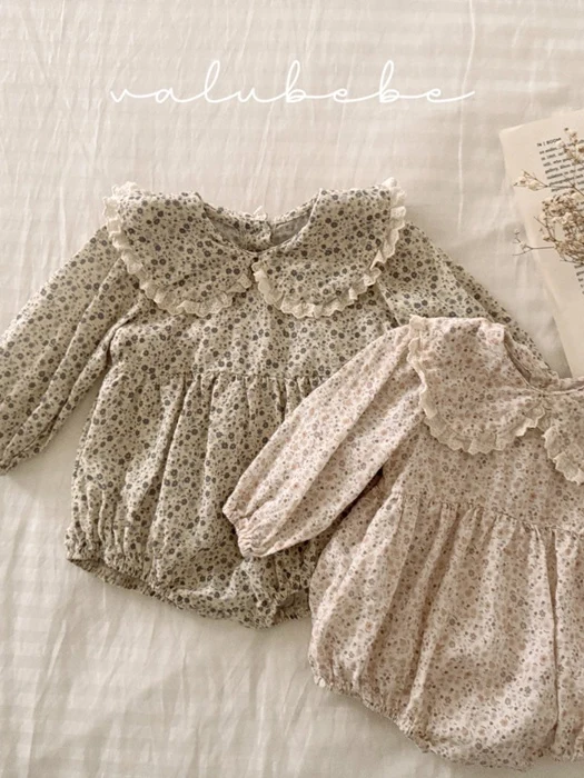 Grand Flower Collar Suit