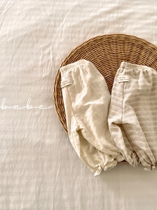 26 Natural Pants