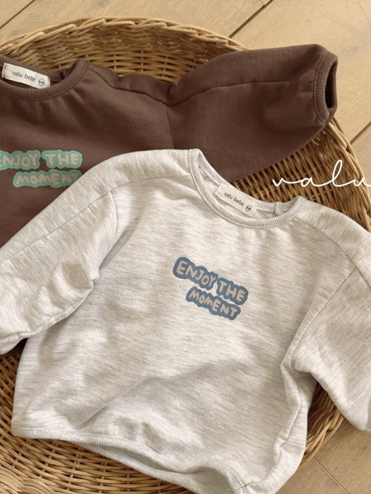 Moment Sweatshirt