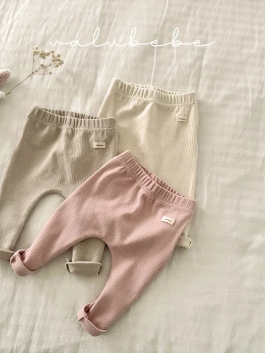 26 Basic Leggings