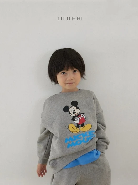 Classic M Sweatshirt