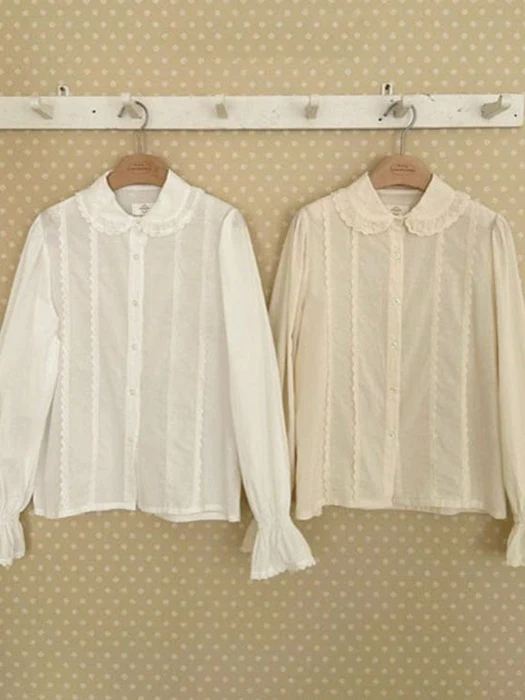 Pepe Lace Blouse (Mom)