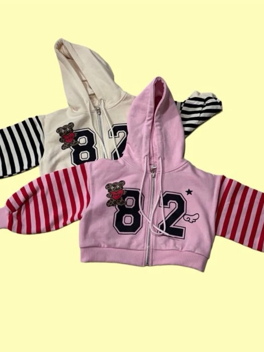 82 Hood Zip-Up 82 Hood Zip-Up