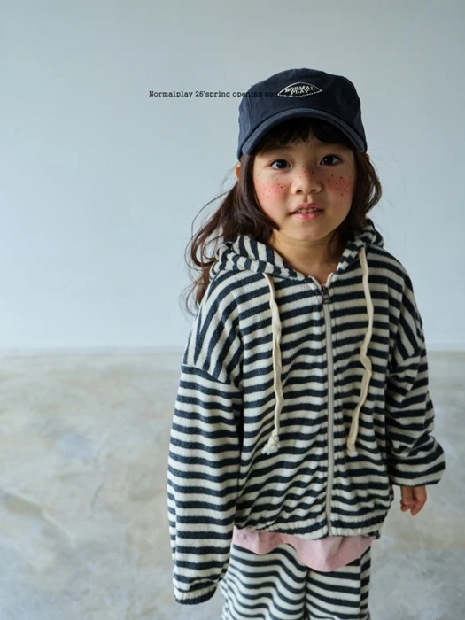 Oreo Hood Zip-up Oreo Hood Zip-up