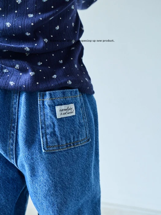 Bouncy Jeans