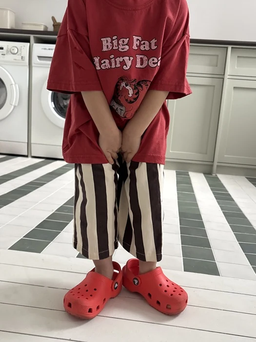 Banana Kick Pants