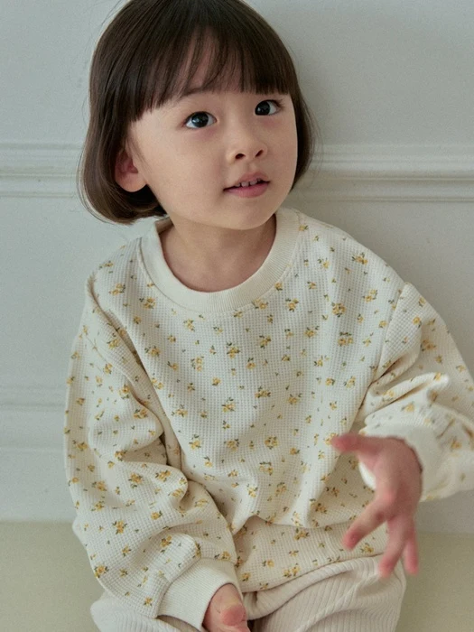 Flower Waffle Sweatshirt Flower Waffle Sweatshirt