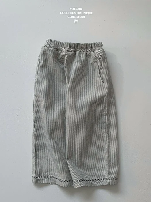 Tugging Pants