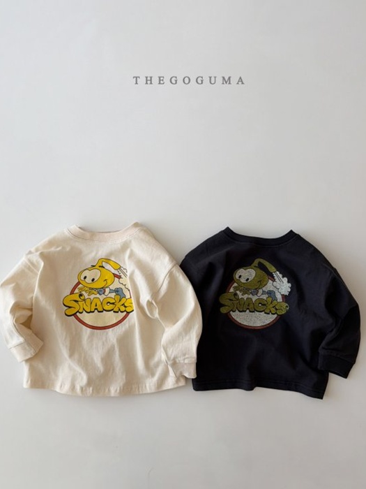 Snacks Tee
