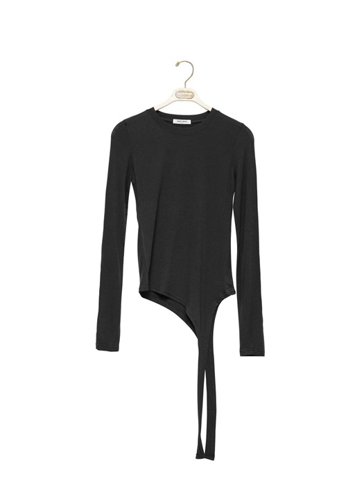 Unbalanced Hem Line Detail Slim Long Sleeved Tee Unbalanced Hem Line Detail Slim Long Sleeved Tee
