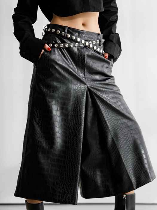 Crocodile Vegan Leather Skirt Detail Wide Culottes Pants Crocodile Vegan Leather Skirt Detail Wide Culottes Pants