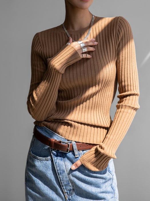Long Sleeved Ribbed Round Neck Knit Top Long Sleeved Ribbed Round Neck Knit Top