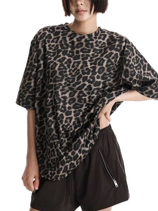 Oversized Leopard Print Tee Oversized Leopard Print Tee