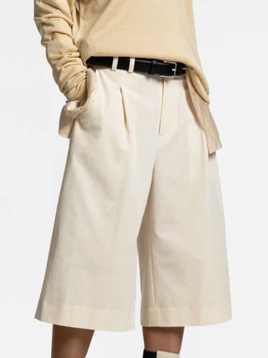 Classic Wide Fit Bermuda Trouswers