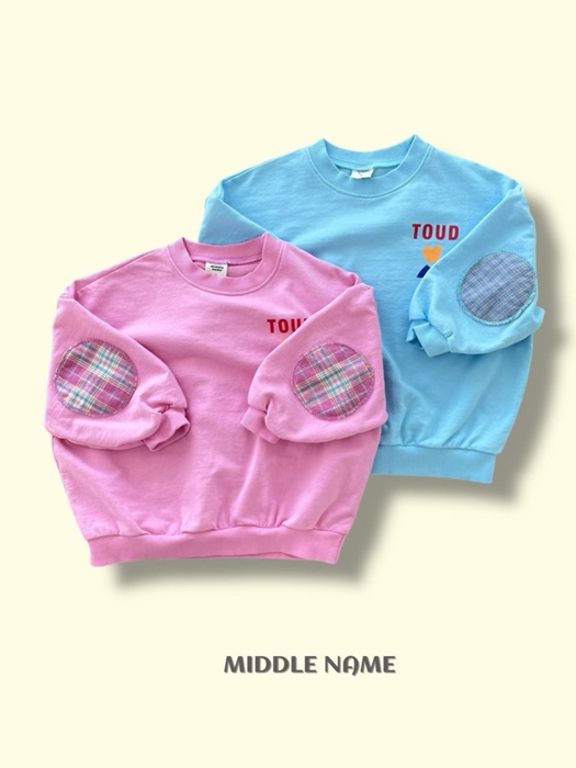 Round Patch Sweatshirt Round Patch Sweatshirt