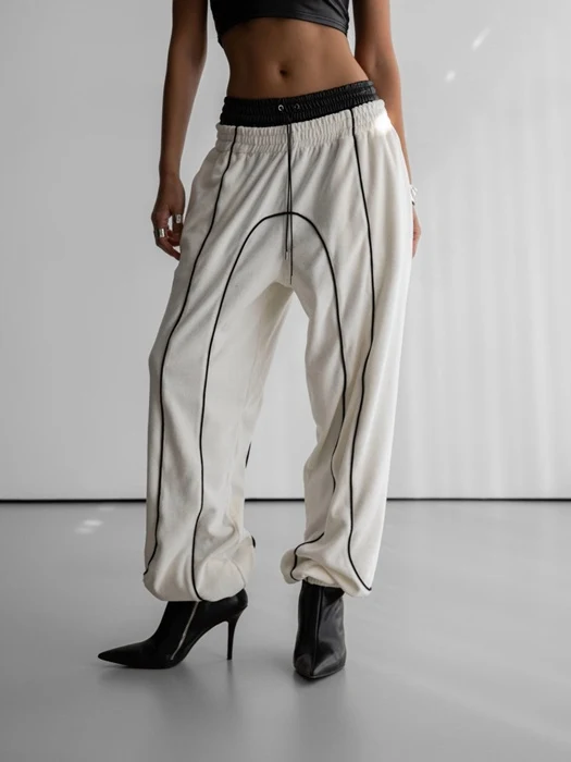 Vevet Trimmed Detail Jogger Trousers Vevet Trimmed Detail Jogger Trousers