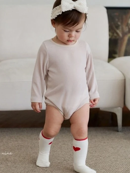 Nine Heart Knee Socks