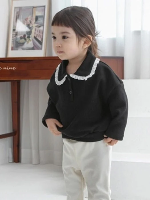 Frill Collar Sweatshirt Frill Collar Sweatshirt