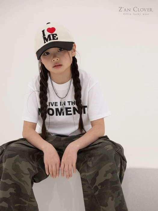 Moment Tee Moment Tee