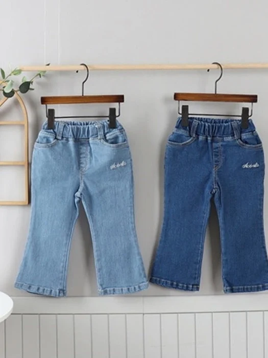 Span Denim Ribbon Embroidered Bootcut Pants Span Denim Ribbon Embroidered Bootcut Pants