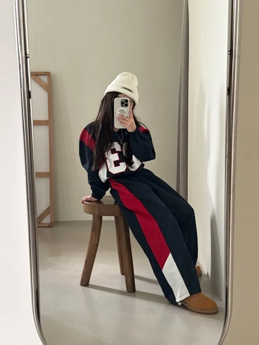 23 Windbreaker Tee 23 Windbreaker Tee