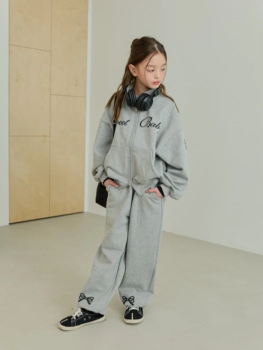 Ribbon Print Jogger Pants